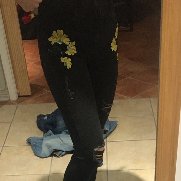 Black jeans - Picture 3 of 7